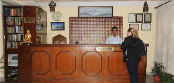 Annapurna Guest House Катманду Екстериор снимка