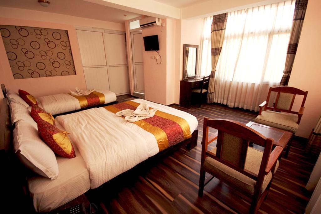 Annapurna Guest House Катманду Екстериор снимка