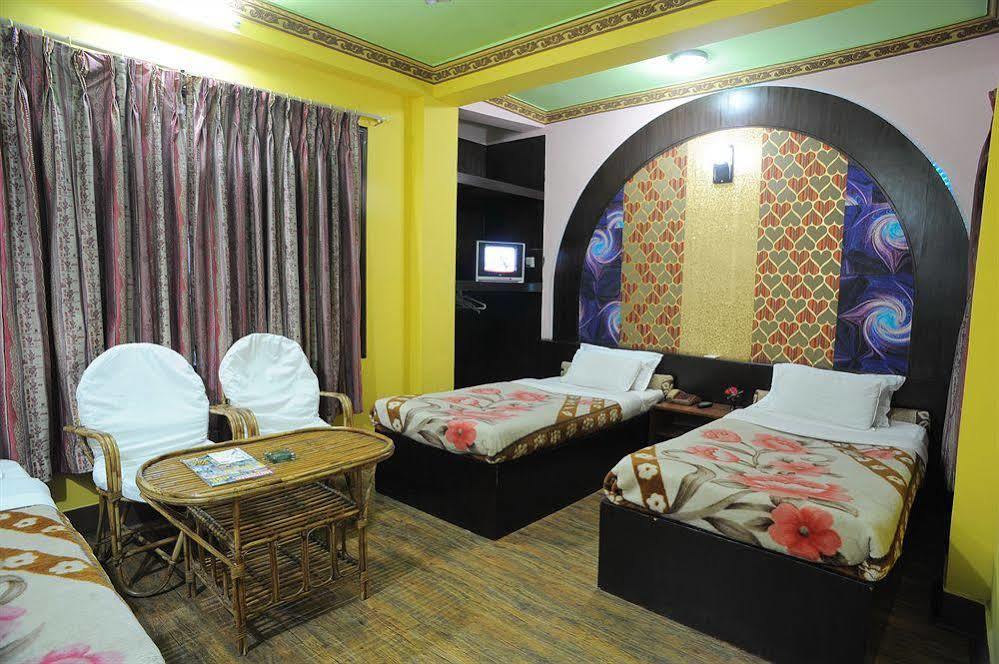 Annapurna Guest House Катманду Екстериор снимка